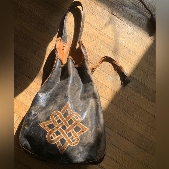 Vintage Boho Bag🤎Exceptionally Cool🤎 100% Leather, Circa 1960’s - Picture 3 of 11